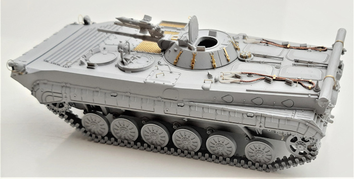 scale-model-tank-mania-BMP-1